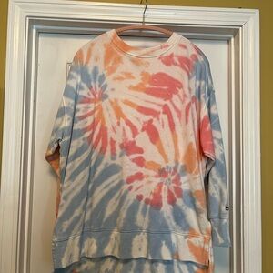 Crown & Ivy Orange and White Tie-Dye Top